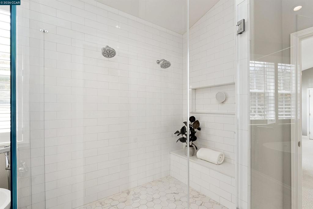 1536 Serafix Rd Property Photo 26