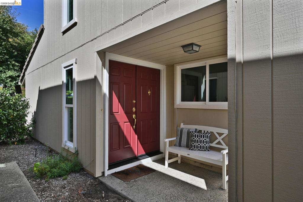 72 Rolling Green Way Property Photo 2