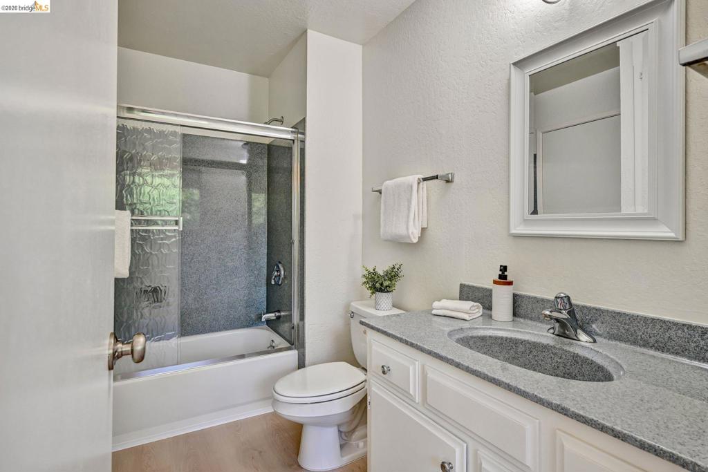 72 Rolling Green Way Property Photo 25