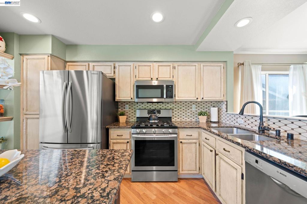 505 Powell Ct Property Photo 12