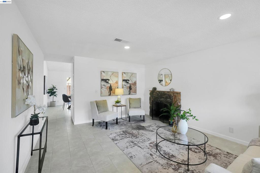 32321 Pollux Ct Property Photo 3