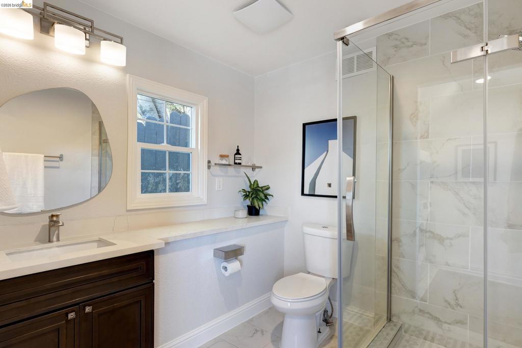 6124 Laird Ave Property Photo 33
