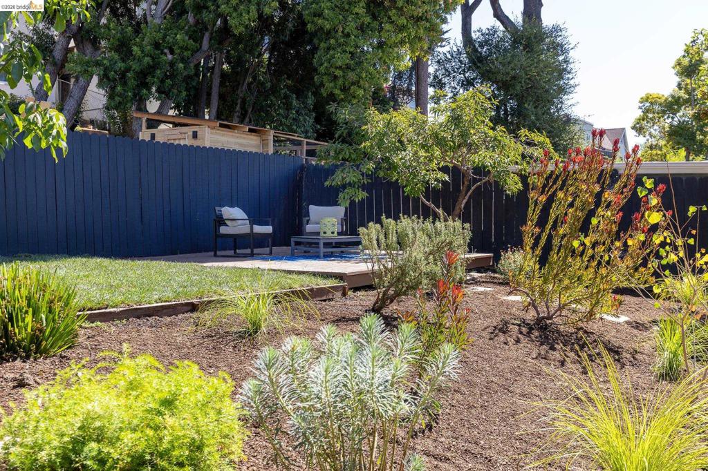 6124 Laird Ave Property Photo 48
