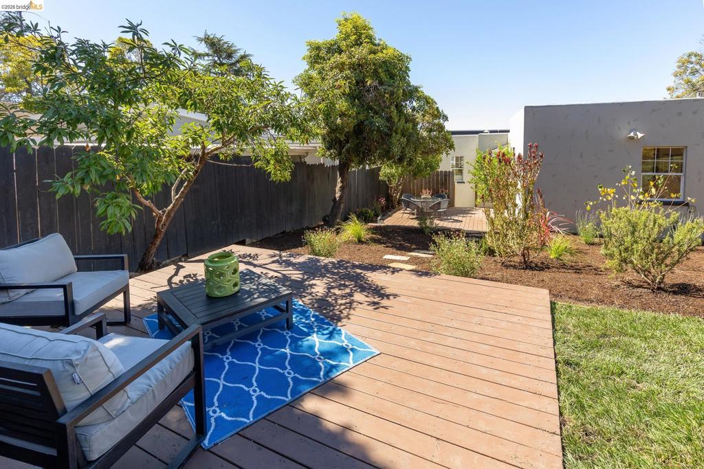 6124 Laird Ave Property Photo 51