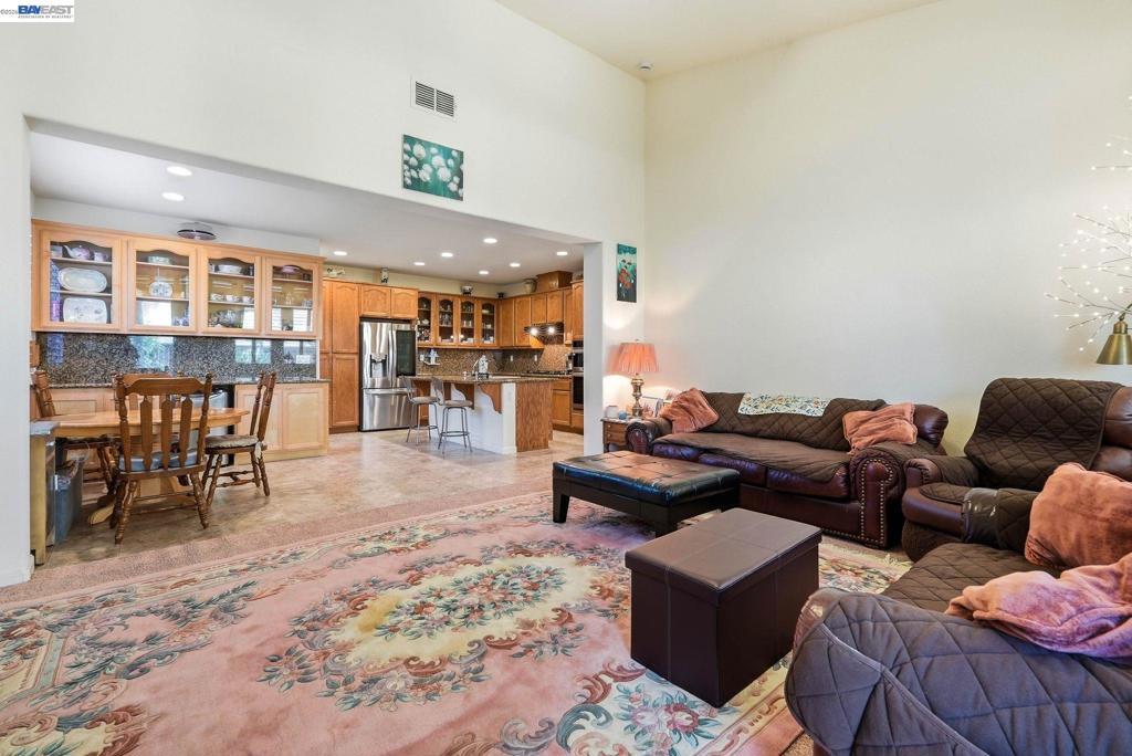 9569 Nicole Ln Property Photo 16