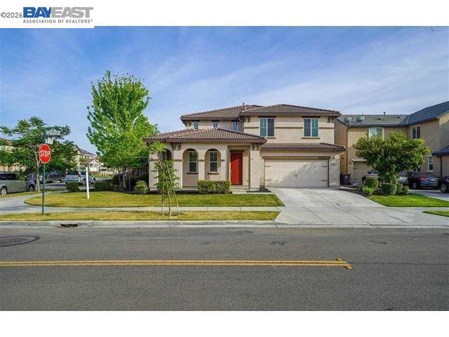 668 Landmark Pt Property Photo 1