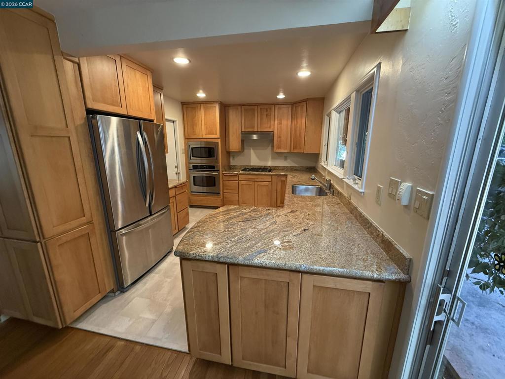 218 Wootten Dr Property Photo 2
