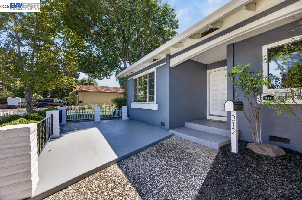 312 Surber Drive Property Photo 3