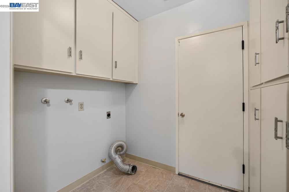 312 Surber Drive Property Photo 16