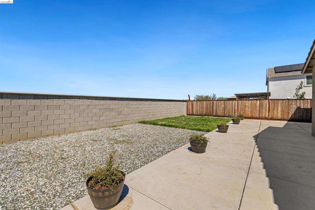 5378 Frisanco Way Property Photo 28