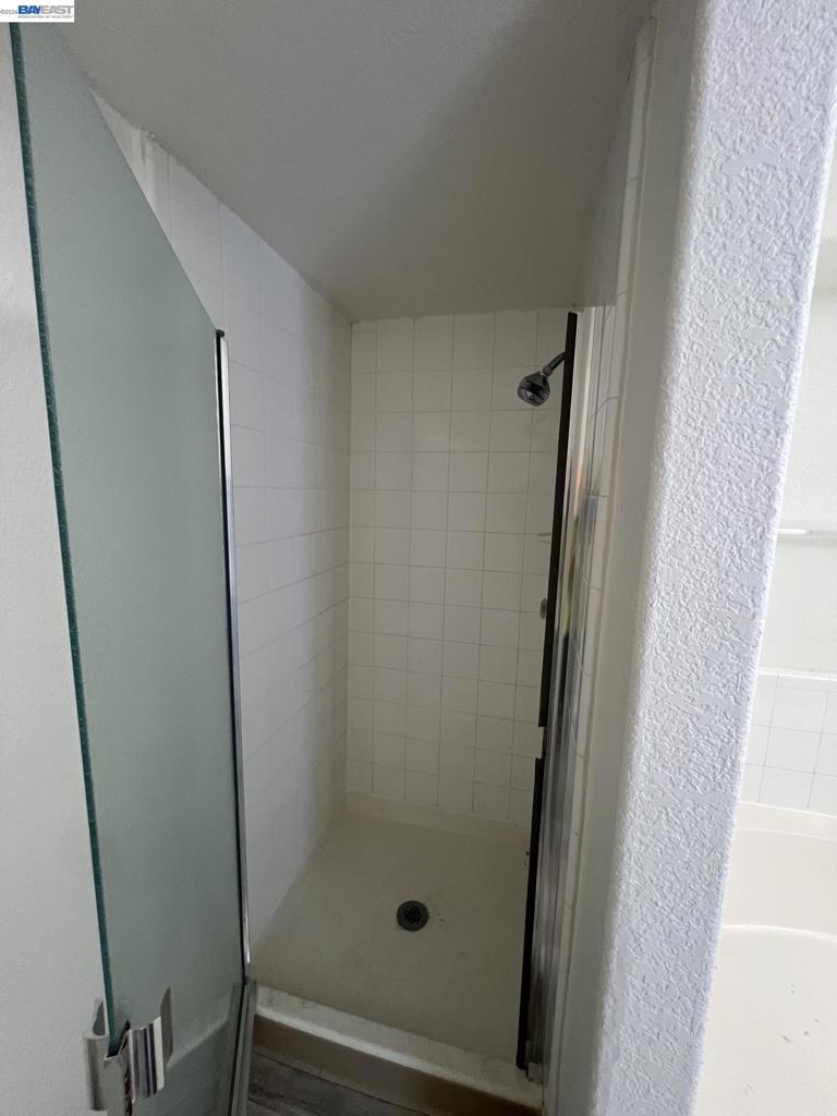 21239 Gary Dr 202e Property Photo 9