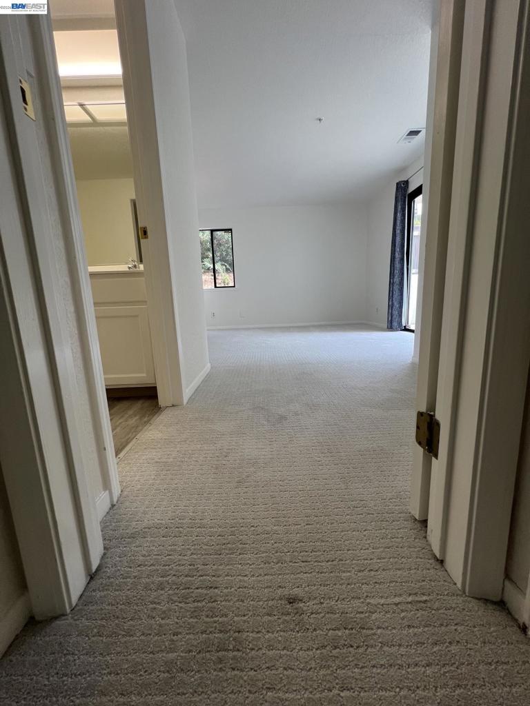 21239 Gary Dr 202e Property Photo 12