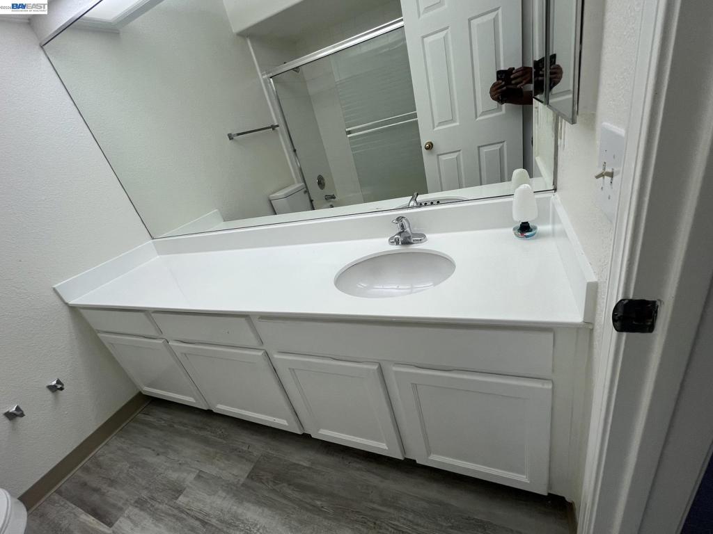 21239 Gary Dr 202e Property Photo 15
