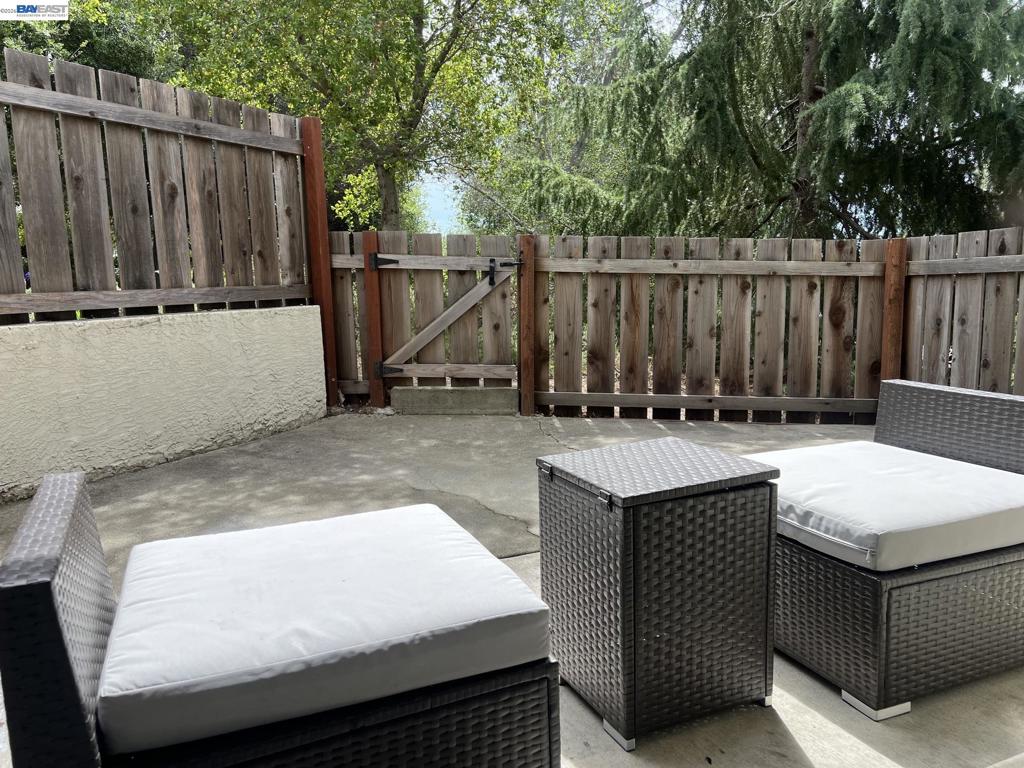 21239 Gary Dr 202e Property Photo 18