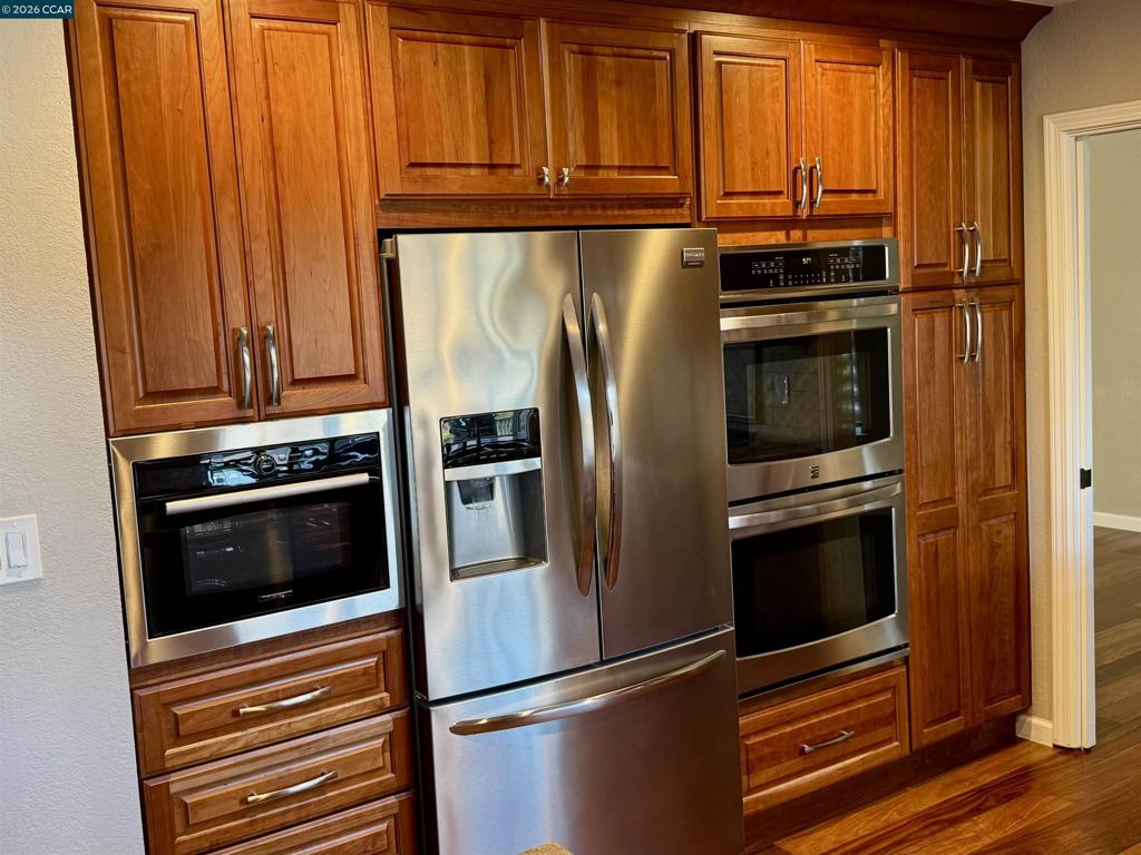 416 Verbena Court Property Photo 14