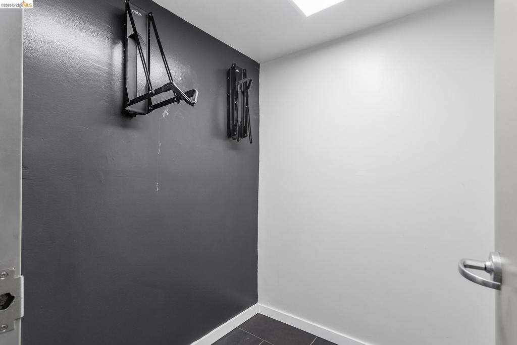2425 Grant St Property Photo 21