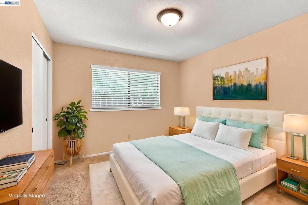 2870 Smoke Tree Cir Property Photo 21