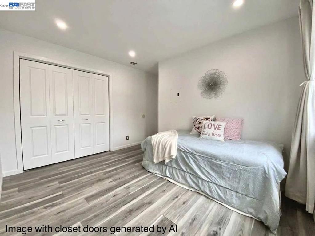 277 Hackamore Cmn Property Photo 19