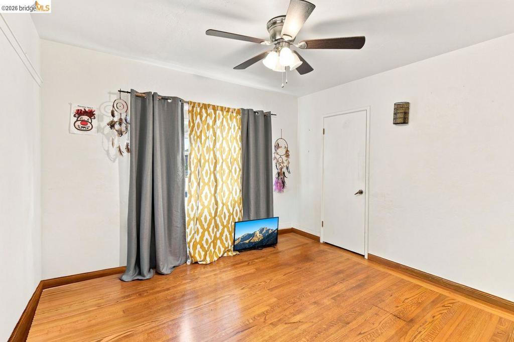 209 Fleming Ave Property Photo 21