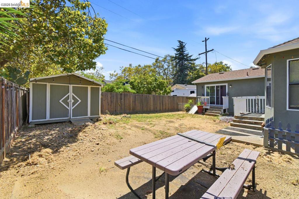 209 Fleming Ave Property Photo 32