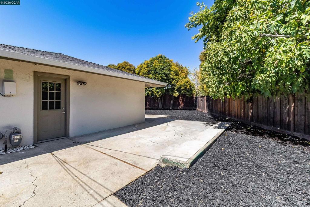 1593 Mendocino Dr Property Photo 36