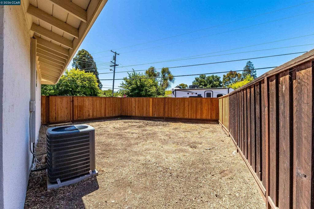 1593 Mendocino Dr Property Photo 38
