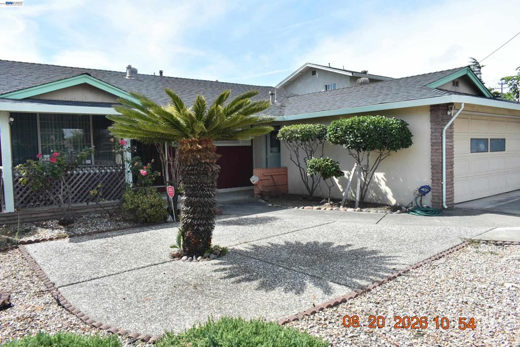 1772 Egret Property Photo 1