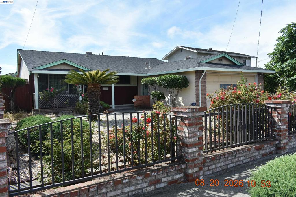 1772 Egret Property Photo 3