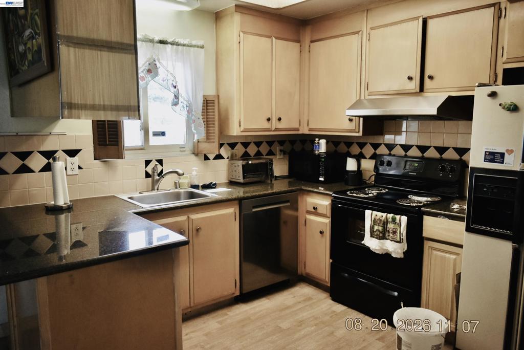 1772 Egret Property Photo 15