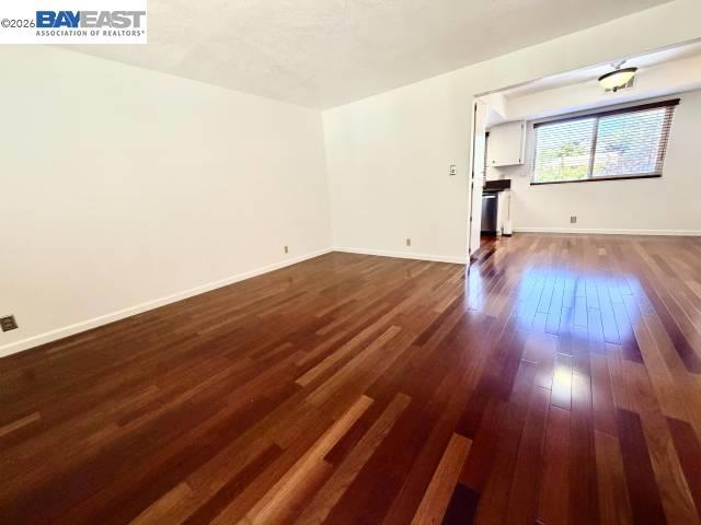 14001 Reed Ave Property Photo 4
