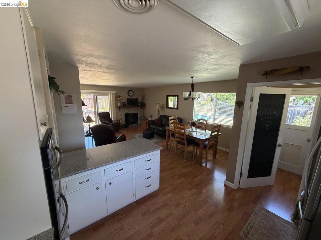 631 Sherree Ct Property Photo 6