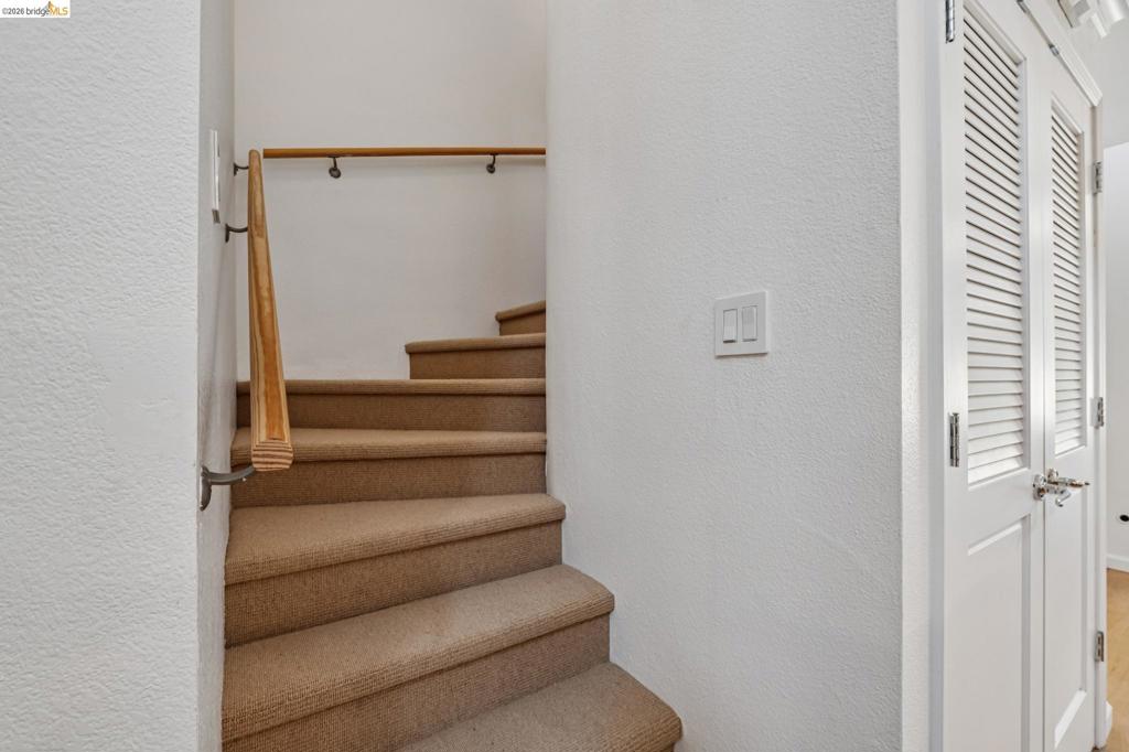 200 Caldecott Ln 308 Property Photo 34