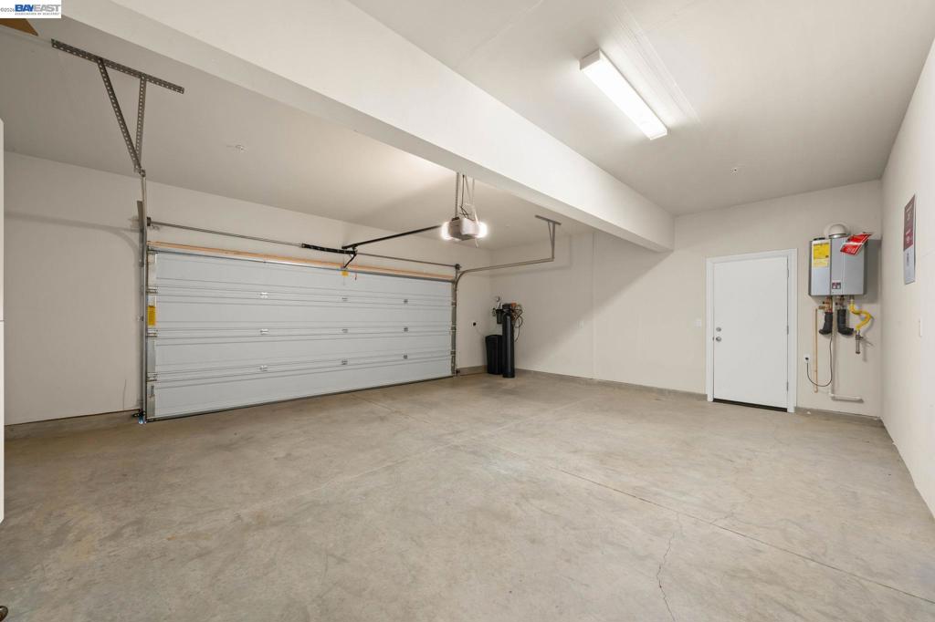 2178 Panorama Ct Property Photo 52
