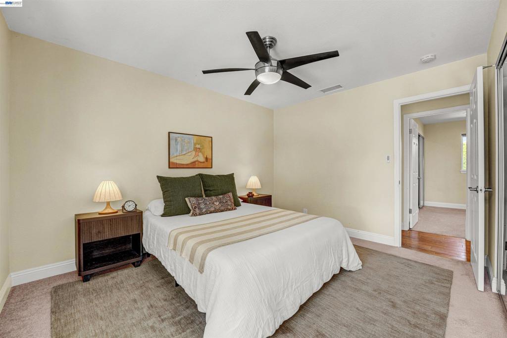 2547 Silvercrest Ct Property Photo 32