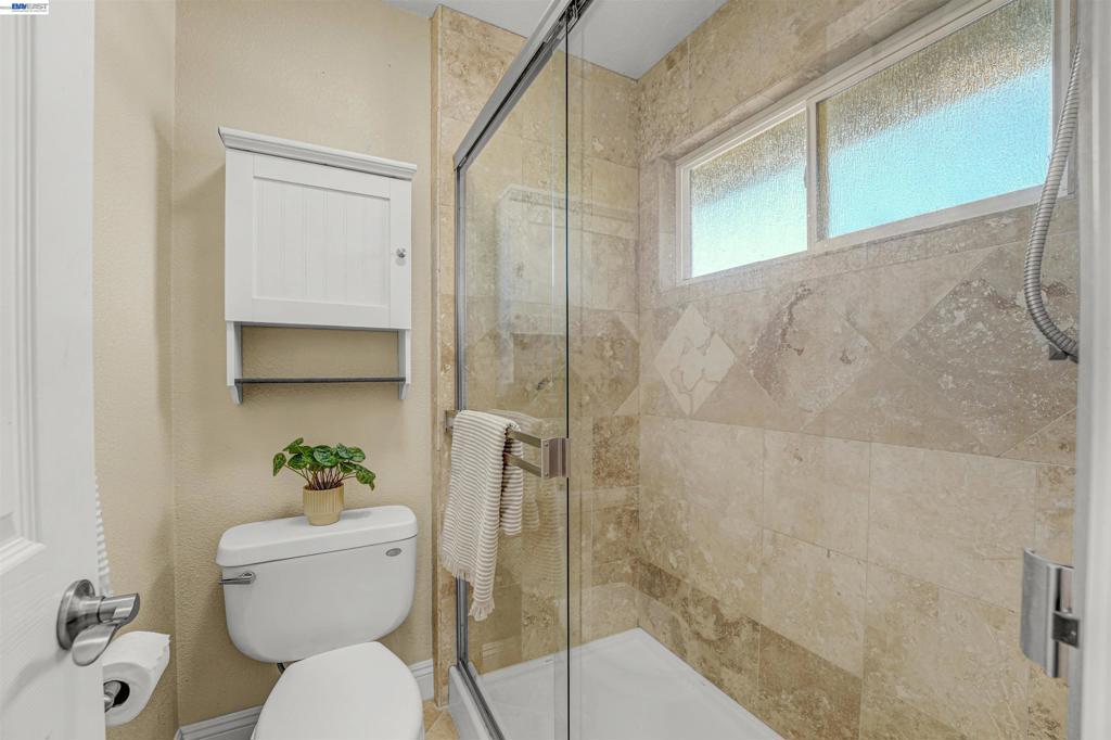 2547 Silvercrest Ct Property Photo 39
