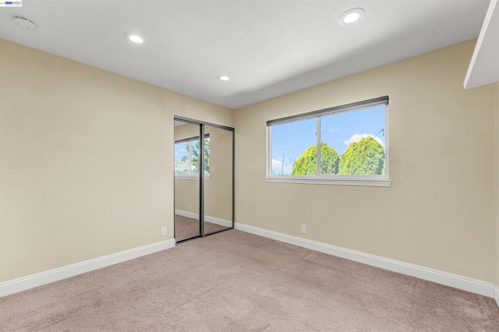 2547 Silvercrest Ct Property Photo 47