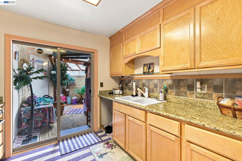 894 Lewelling Blvd 13 Property Photo 13