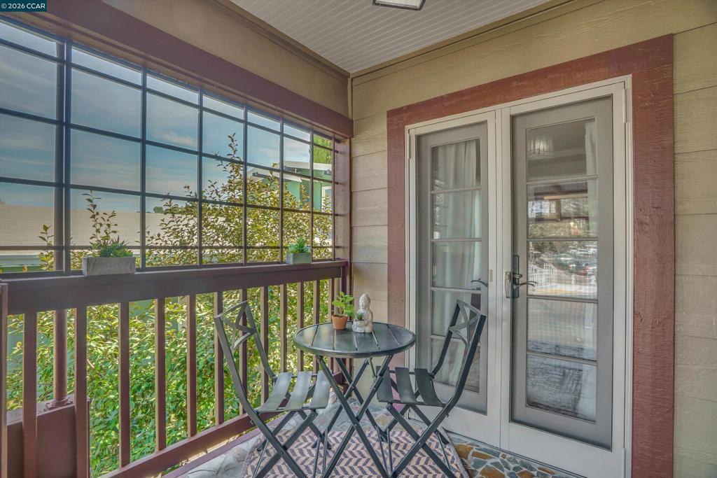 10 Green St Property Photo 3