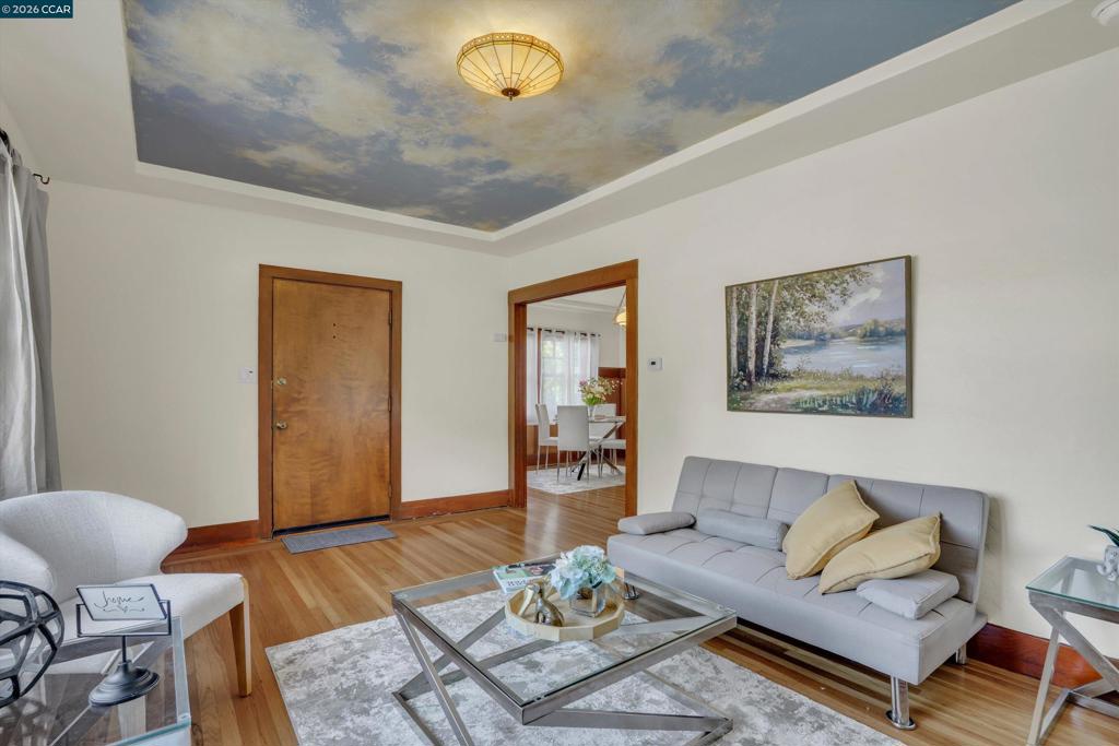 10 Green St Property Photo 6