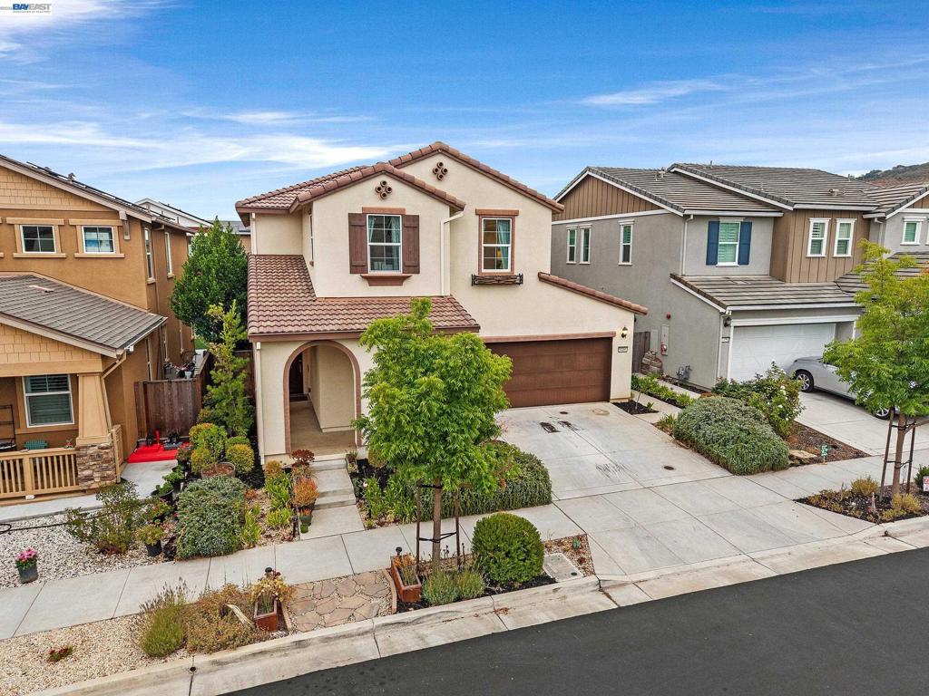 6460 Godani St Property Photo 3