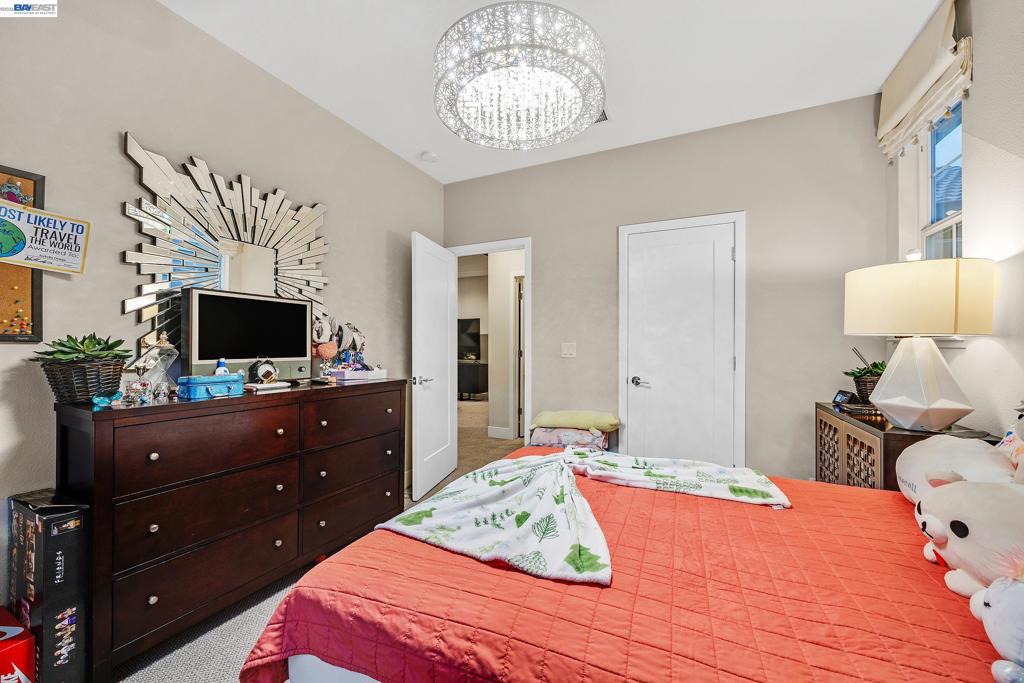 6460 Godani St Property Photo 17