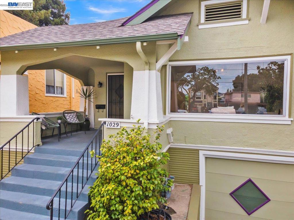 1029 Lincoln Ave