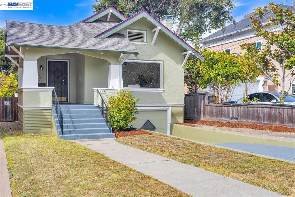 1029 Lincoln Ave Property Photo 3