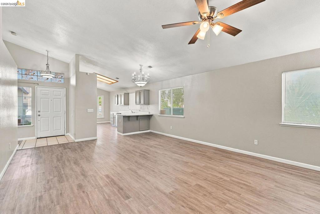 2008 Gordon Verner Cir Property Photo 8