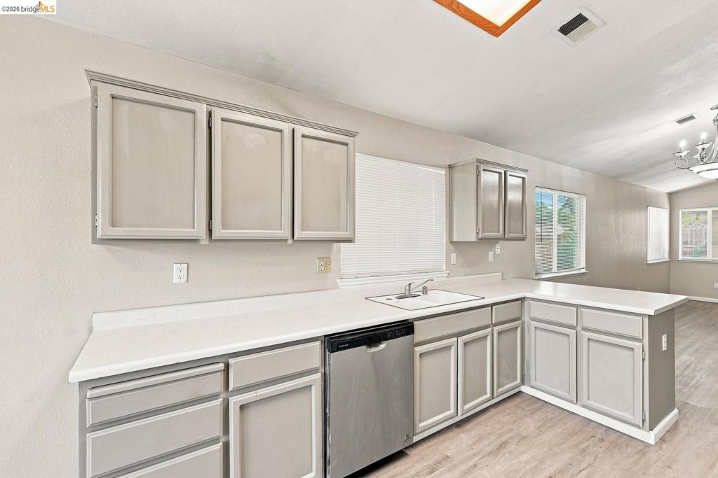 2008 Gordon Verner Cir Property Photo 10