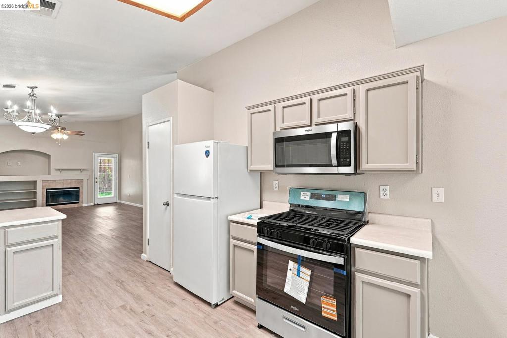 2008 Gordon Verner Cir Property Photo 12