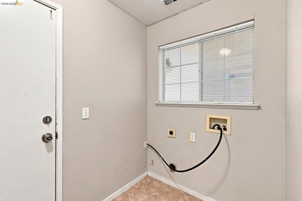 2008 Gordon Verner Cir Property Photo 33
