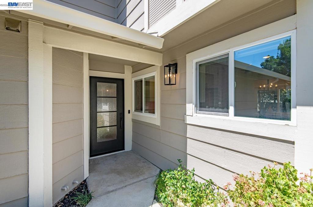 2105 Armstrong Dr Property Photo 6