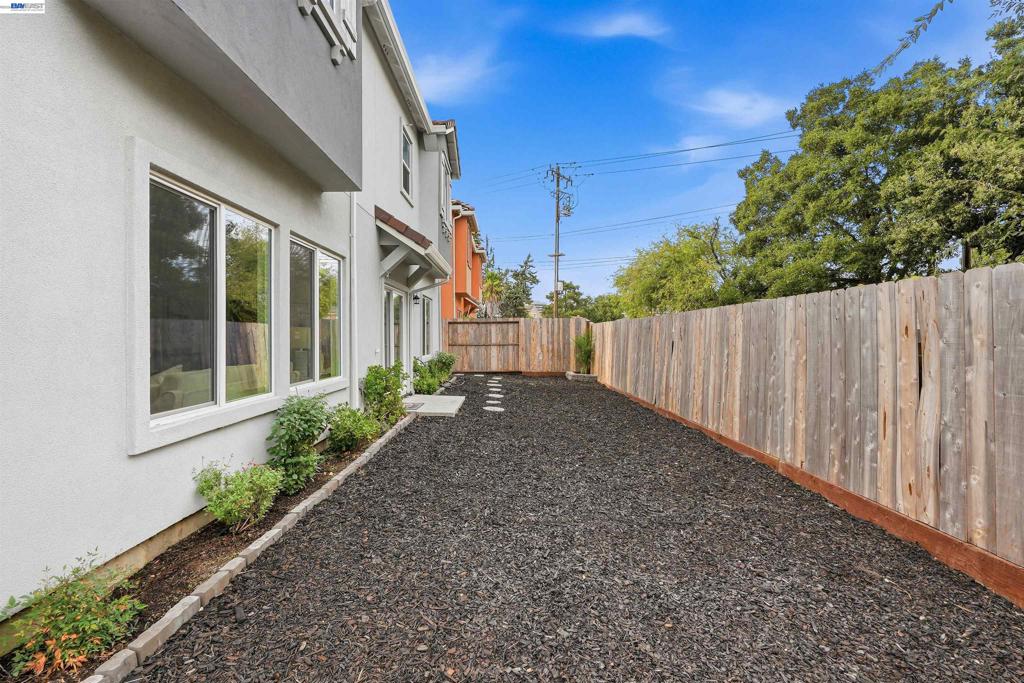 2722 Cowell Rd Property Photo 39