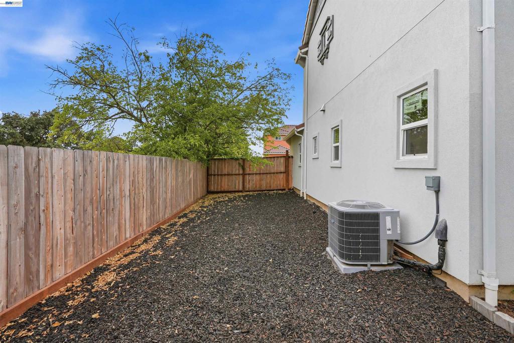 2722 Cowell Rd Property Photo 40